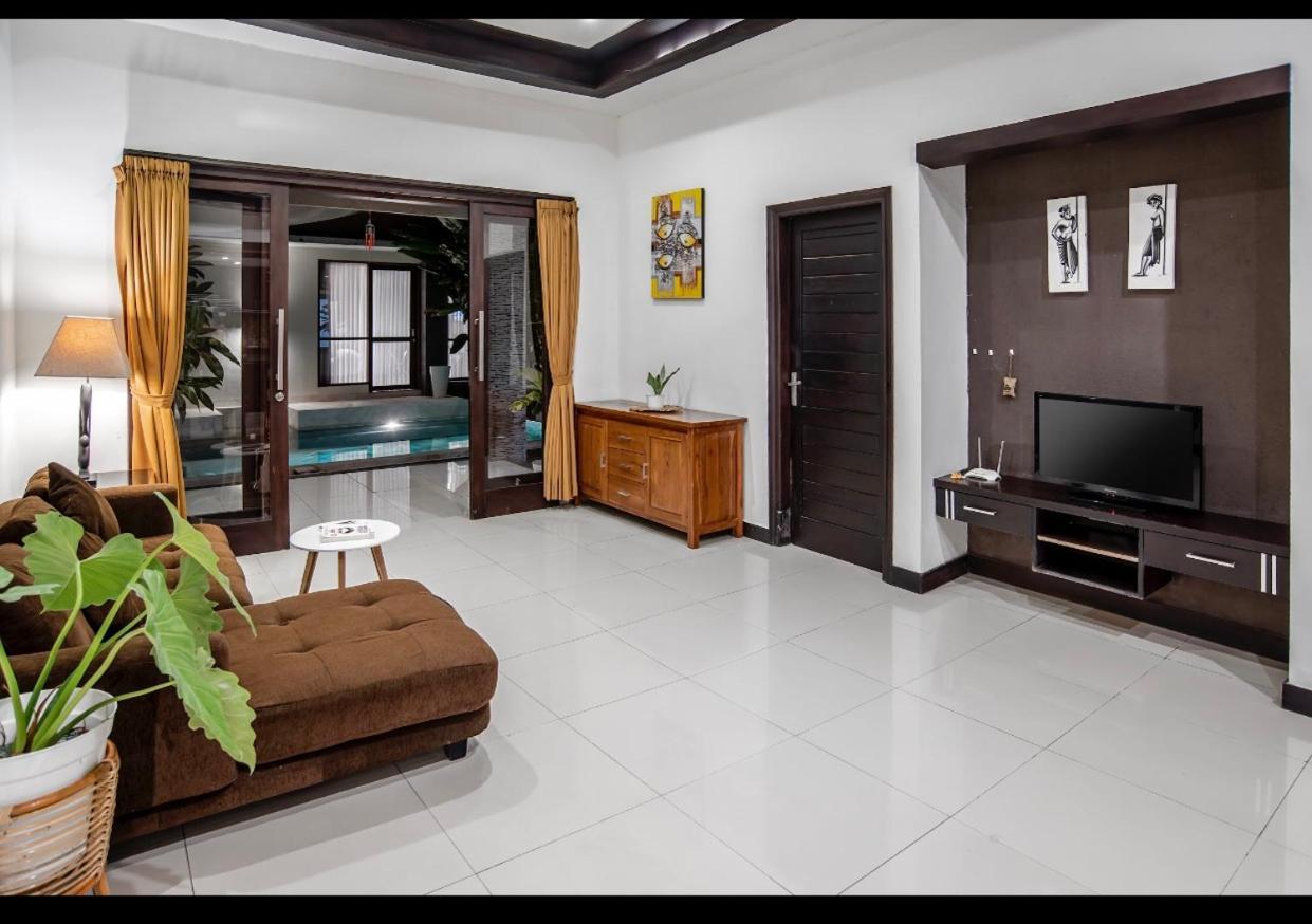 Pondok Arya Kuta Villas By Kamara Zewnętrze zdjęcie