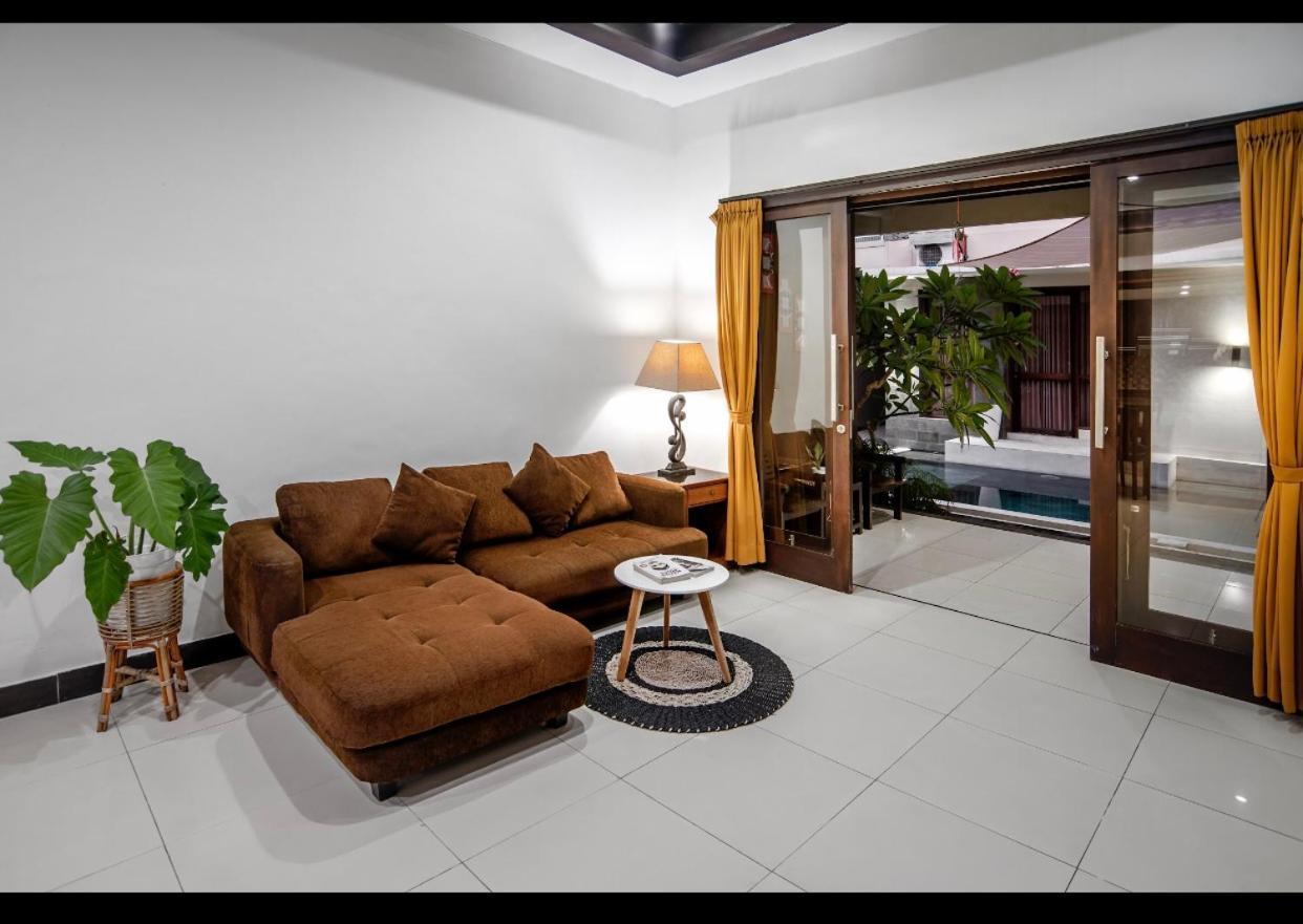 Pondok Arya Kuta Villas By Kamara Zewnętrze zdjęcie